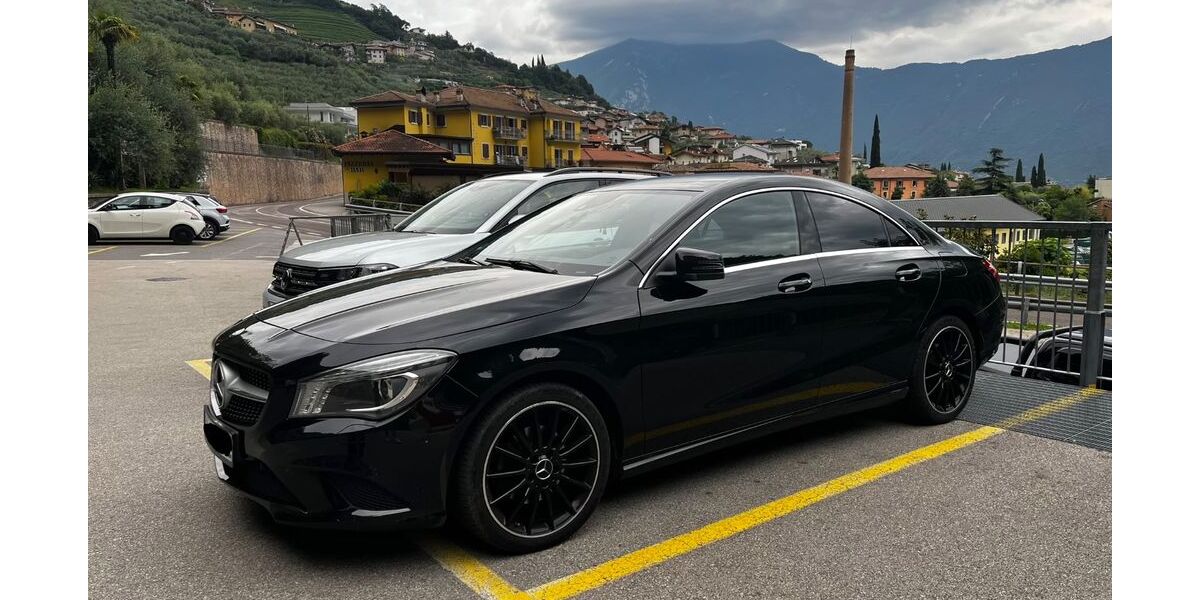 Mercedes-Benz CLA 180 110.000 km 14.999 &euro; Kirchehrenbach 91356