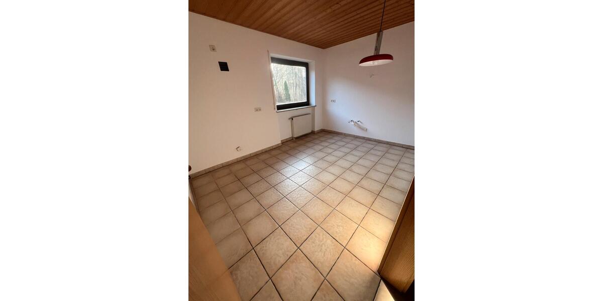 Einfamilienhaus Memmelsdorf - 7 Zimmer, 241 m&sup2;, 750.000&euro; | Angebot:26960803