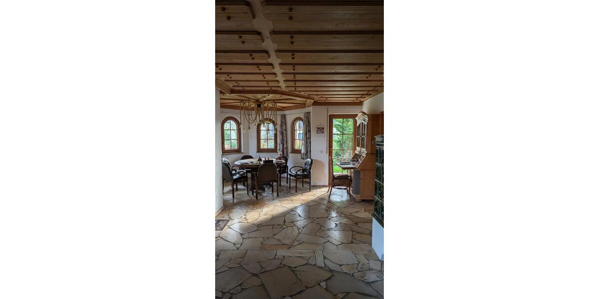 Einfamilienhaus Pretzfeld - 4 Zimmer, 160 m&sup2;, 1.790&euro; | Angebot:26440587