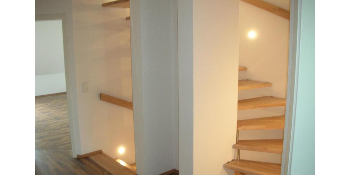 Doppelhaushälfte Memmelsdorf - 6 Zimmer, 160 m&sup2;, 650.000&euro; | Angebot:26110803