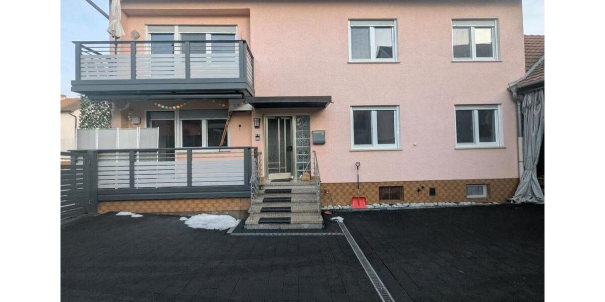 Mehrfamilienhaus, Wohnhaus Rattelsdorf - 8 Zimmer, 200 m&sup2;, 450.000&euro; | Angebot:25943244