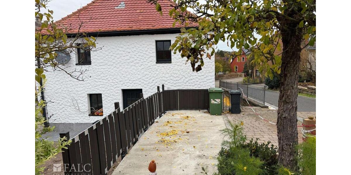 Einfamilienhaus Vestenbergsgreuth - 4 Zimmer, 180 m&sup2;, 1.100&euro; | Angebot:23991338