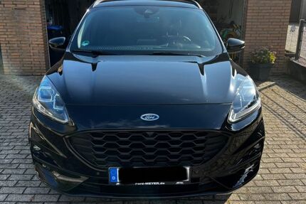 Ford Kuga 60.680 km 15.900 &euro; Schesslitz 96110