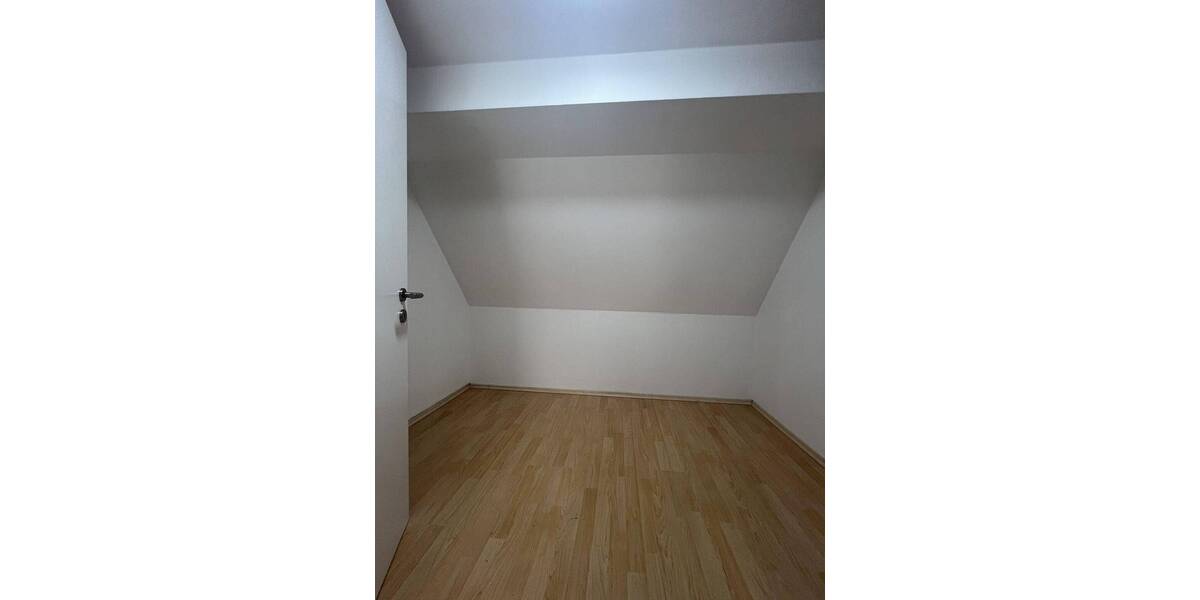 Einfamilienhaus Eggolsheim - 4 Zimmer, 132 m&sup2;, 380.000&euro; | Angebot:26797316