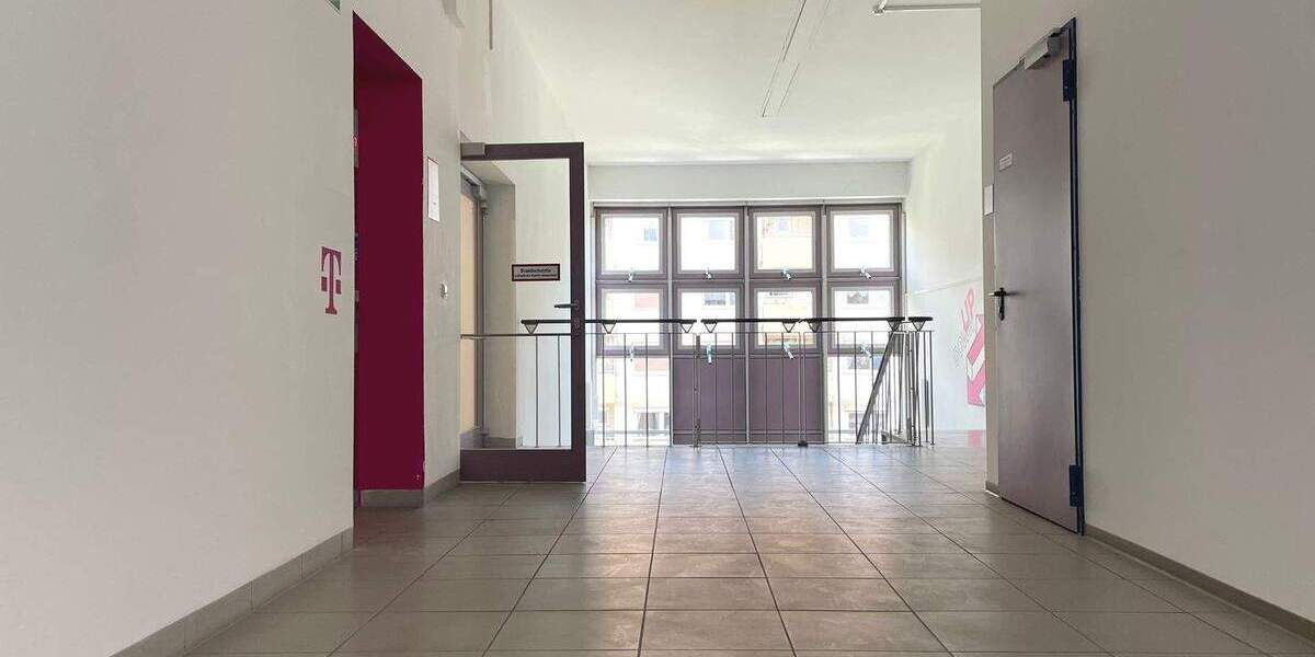 Gewerbeobjekt Bamberg Gereuth - 9 Zimmer, 355 m&sup2;, 3.750&euro; | Angebot:25680551