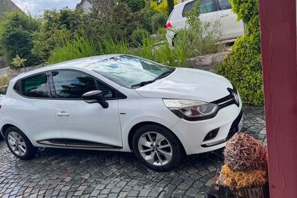 Renault Clio 141.581 km 5.999 &euro; Burgebrach 96138