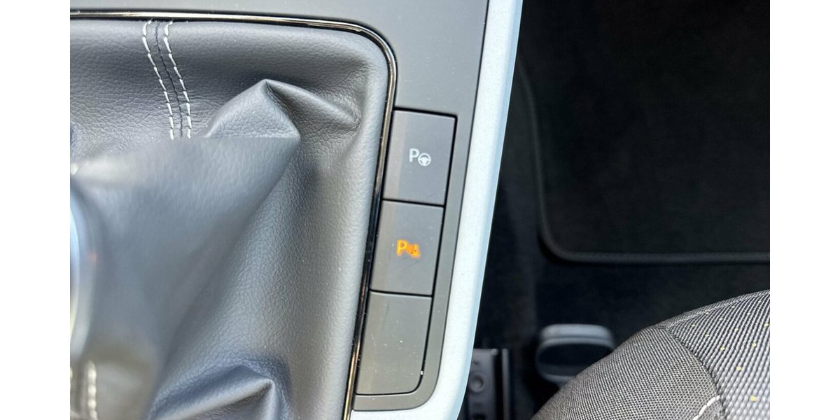 Seat Arona Style *Navi-App/SHZG/LED/Kamera/PDC* 18.609 km 16.980 &euro; Bamberg 96052