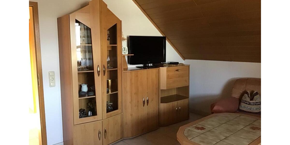 Dachgeschoßwohnung Ebensfeld - 3 Zimmer, 84 m&sup2;, 960&euro; | Angebot:25641080