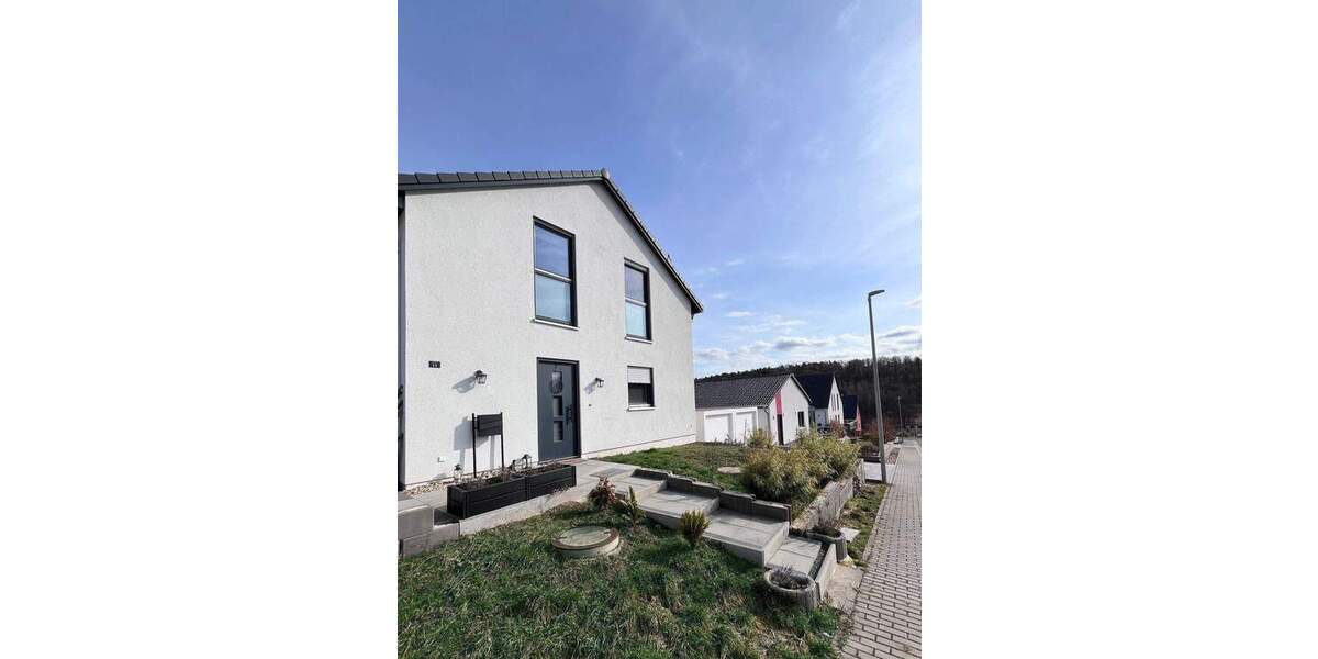 Einfamilienhaus Wachenroth - 4 Zimmer, 100 m&sup2;, 499.000&euro; | Angebot:26015960