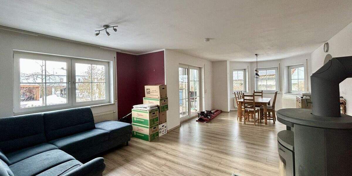 Doppelhaushälfte Pommersfelden - 5 Zimmer, 124 m&sup2;, 399.000&euro; | Angebot:25748958