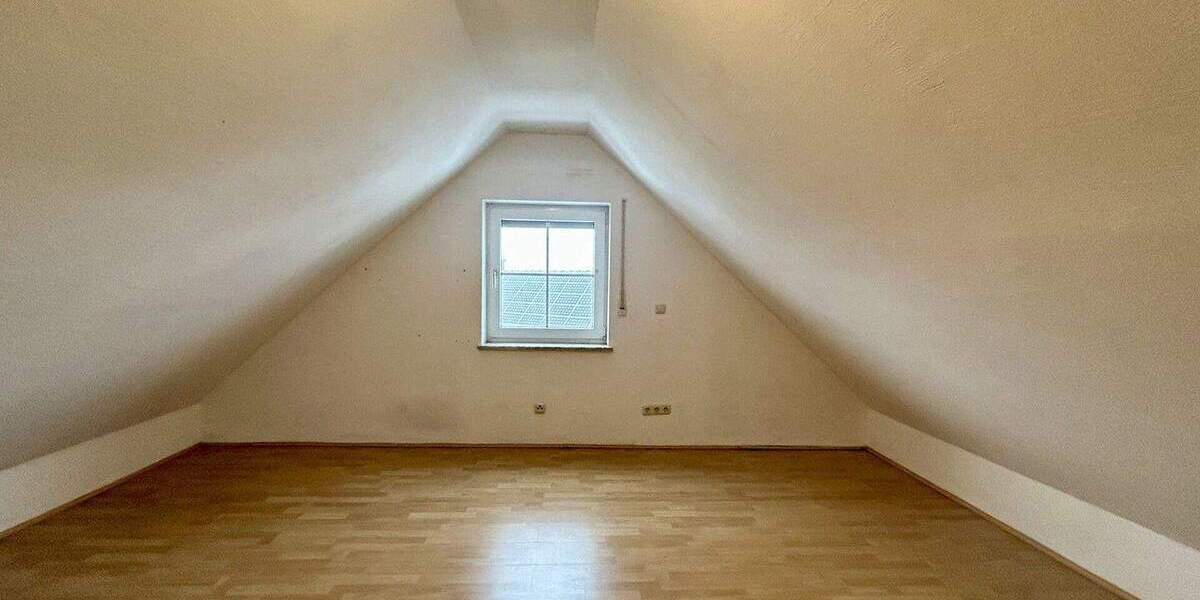Doppelhaushälfte Pommersfelden - 5 Zimmer, 124 m&sup2;, 399.000&euro; | Angebot:25748958