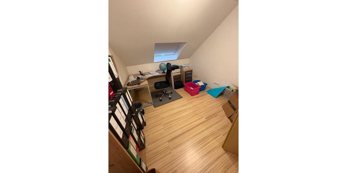 Dachgeschoßwohnung Memmelsdorf - 3 Zimmer, 72 m&sup2;, 235.000&euro; | Angebot:27114703