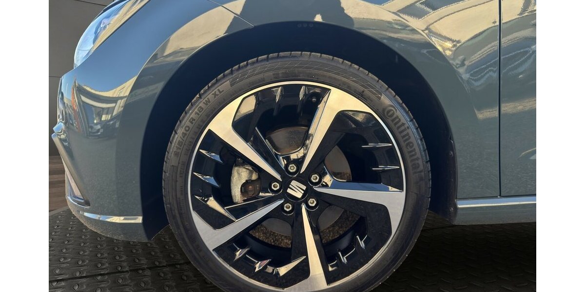 Seat Ibiza FR TSi *LED/Navi-App/18erAlu/SHZG/RFK/PDC/vi 17.350 km 19.680 &euro; Bamberg 96052