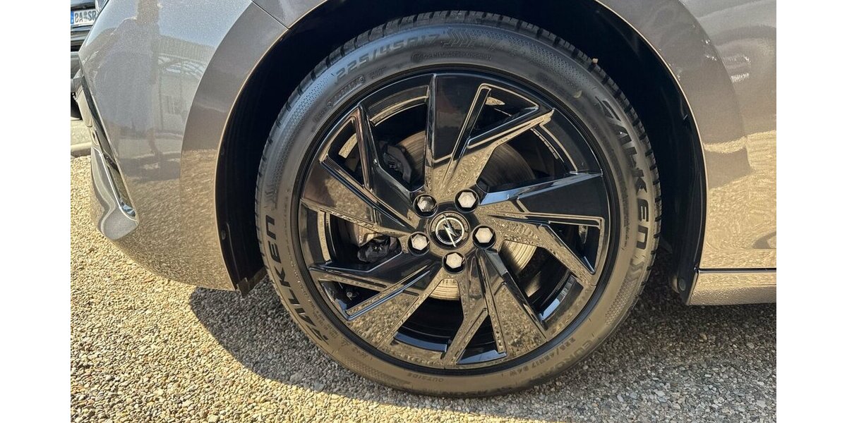 Opel Astra L ST GS *AHK/Head-up/Navi/LED/Winterpaket/36 12.495 km 24.480 &euro; Bamberg 96052