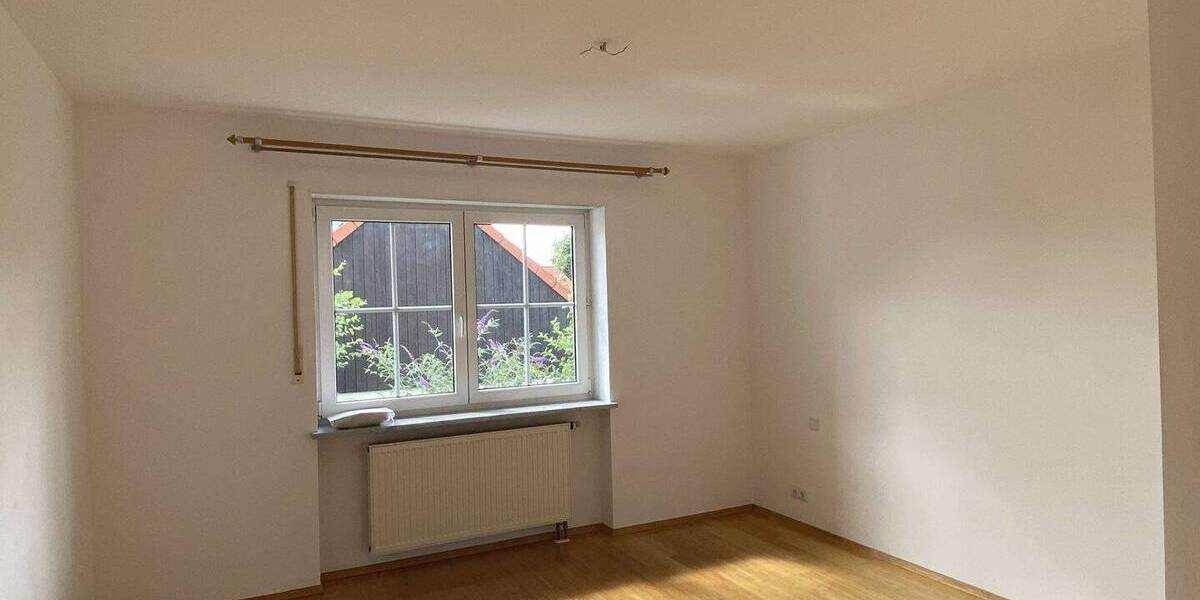 Mehrfamilienhaus, Wohnhaus Eggolsheim Kauernhofen - 8 Zimmer, 272 m&sup2;, 698.000&euro; | Angebot:25681914