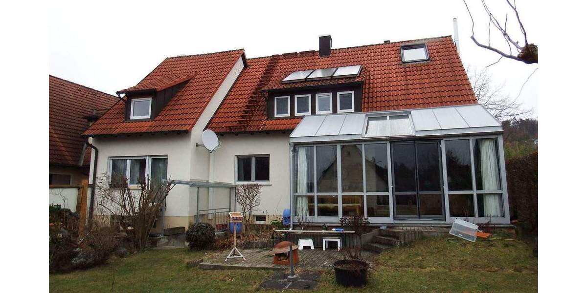 Mehrfamilienhaus, Wohnhaus Forchheim - 8 Zimmer, 236 m&sup2;, 649.000&euro; | Angebot:26289819
