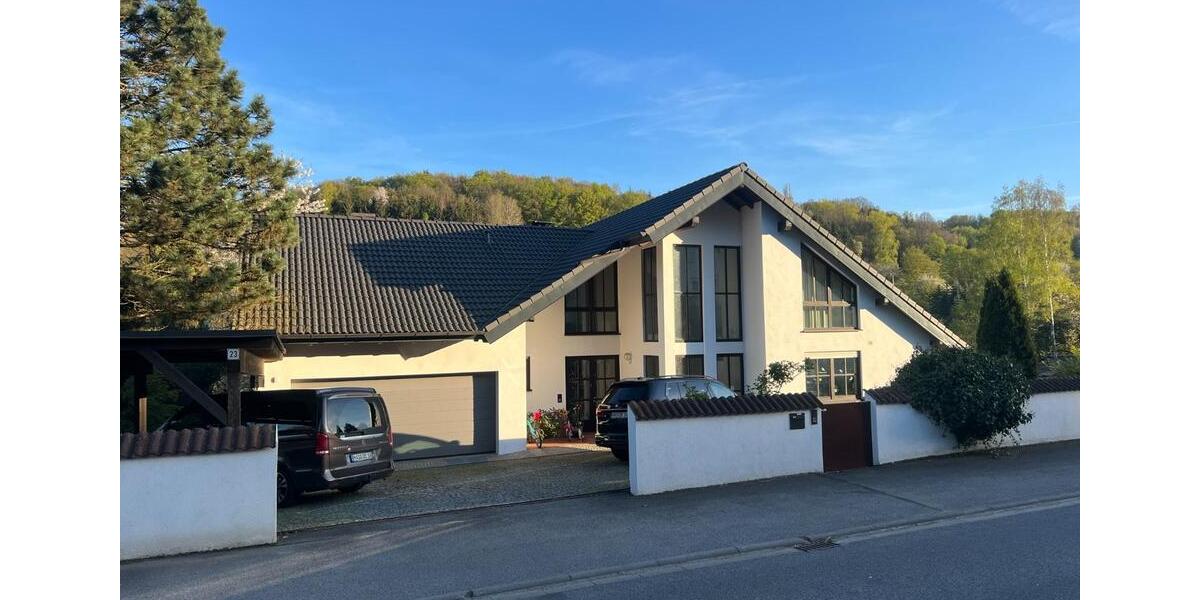 Einfamilienhaus Oberaurach - 8 Zimmer, 400 m&sup2;, 790.000&euro; | Angebot:25922331