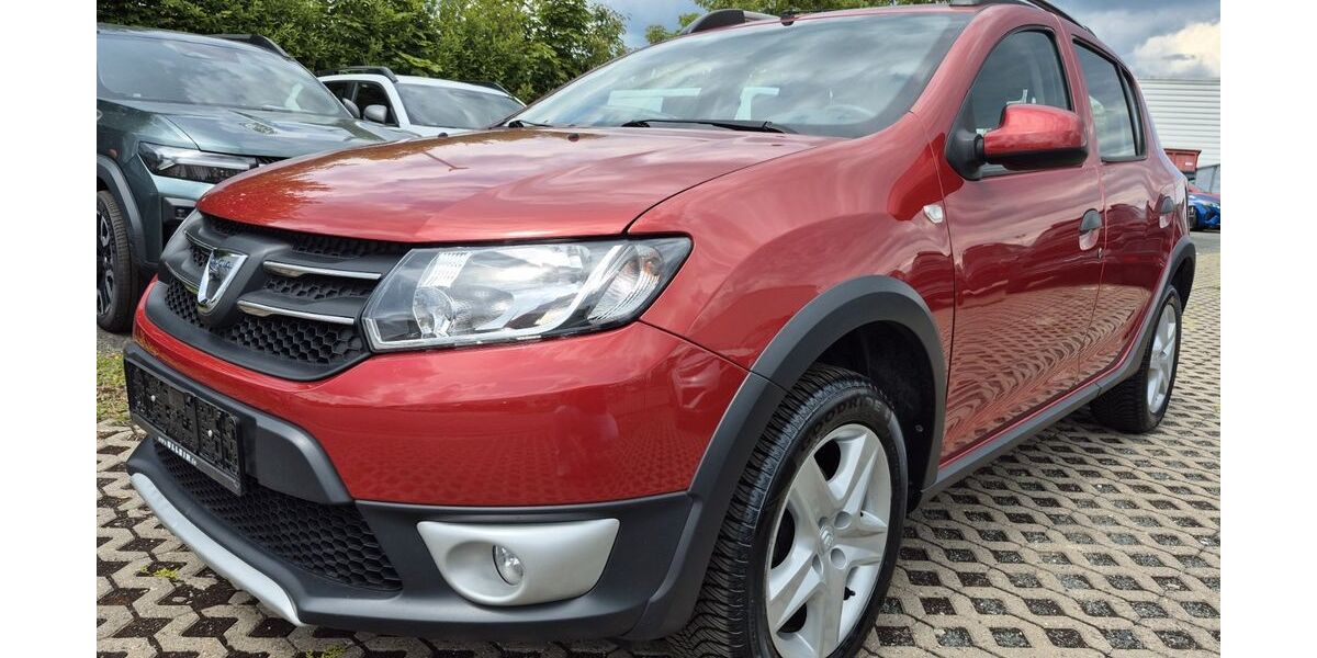 Dacia Sandero 74.227 km 5.499 &euro; Bamberg 96052