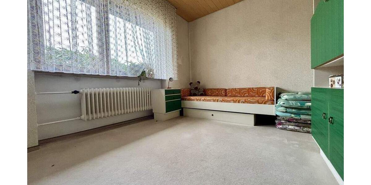 Einfamilienhaus Möhrendorf - 8 Zimmer, 180 m&sup2;, 749.000&euro; | Angebot:25896070