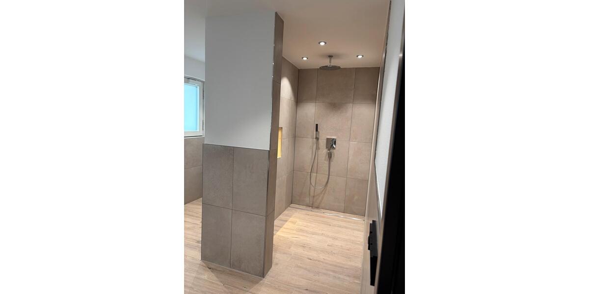 Etagenwohnung Lonnerstadt - 2 Zimmer, 95 m&sup2;, 950&euro; | Angebot:25860442