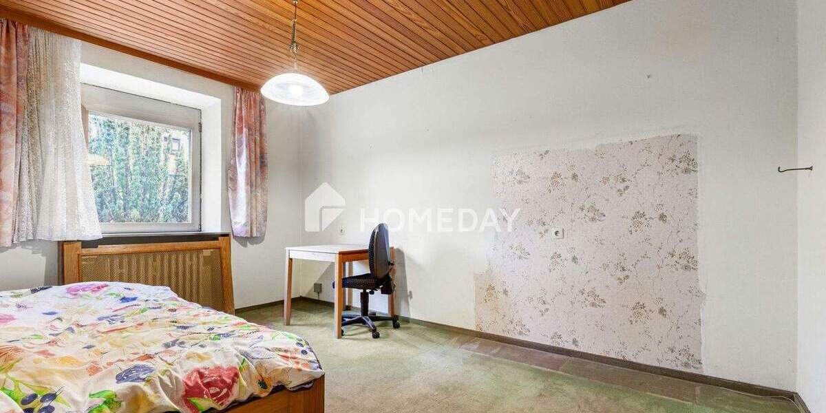 Mehrfamilienhaus, Wohnhaus Bamberg Gereuth - 7 Zimmer, 266 m&sup2;, 650.000&euro; | Angebot:25737534