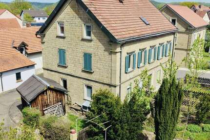 Haus Sand - 9 Zimmer, 275 m&sup2;, 275.000&euro; | Angebot:25197929
