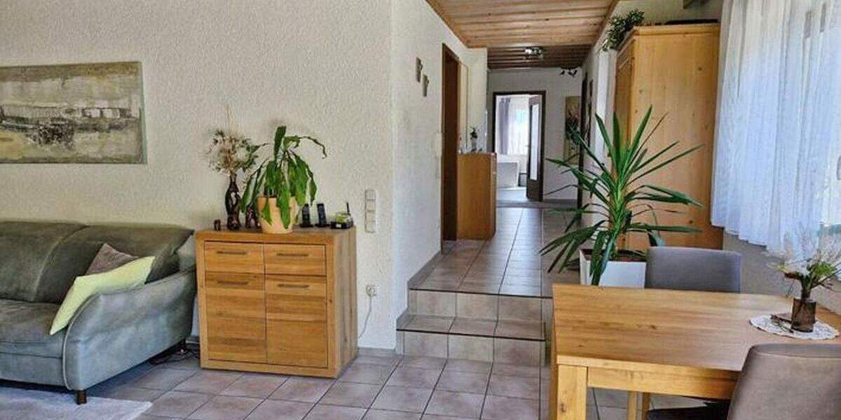 Mehrfamilienhaus, Wohnhaus Hausen - 1 Zimmer, 268 m&sup2;, 680.000&euro; | Angebot:25798202
