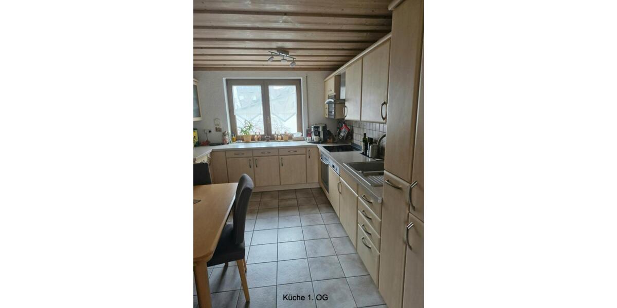 Mehrfamilienhaus, Wohnhaus Hausen - 10 Zimmer, 268 m&sup2;, 680.000&euro; | Angebot:22627182