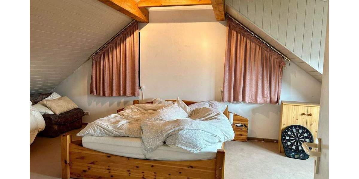 Mehrfamilienhaus, Wohnhaus Großenseebach - 7 Zimmer, 234 m&sup2;, 750.000&euro; | Angebot:25677860