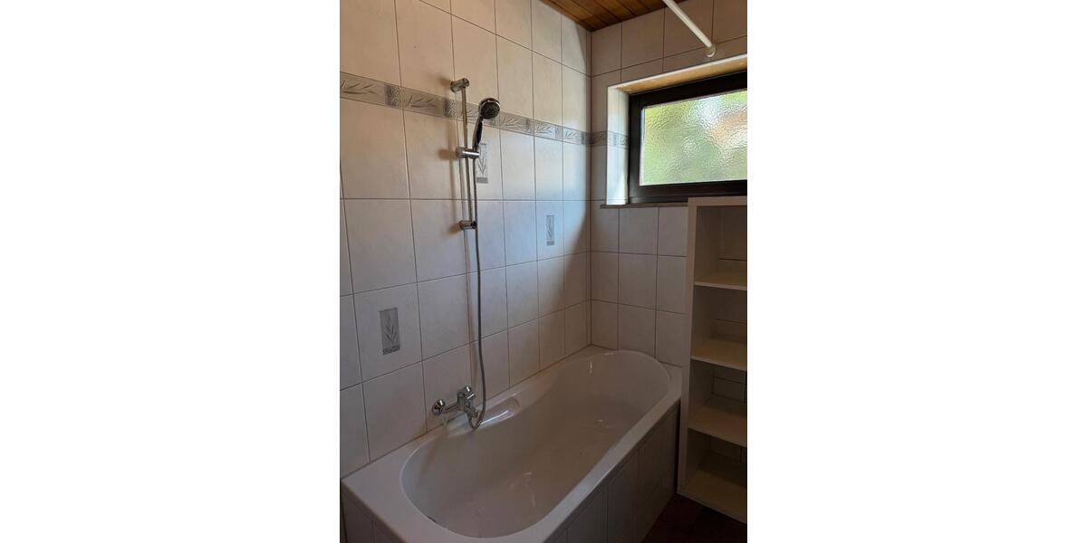 Etagenwohnung Lauter - 2 Zimmer, 60 m&sup2;, 700&euro; | Angebot:26285844