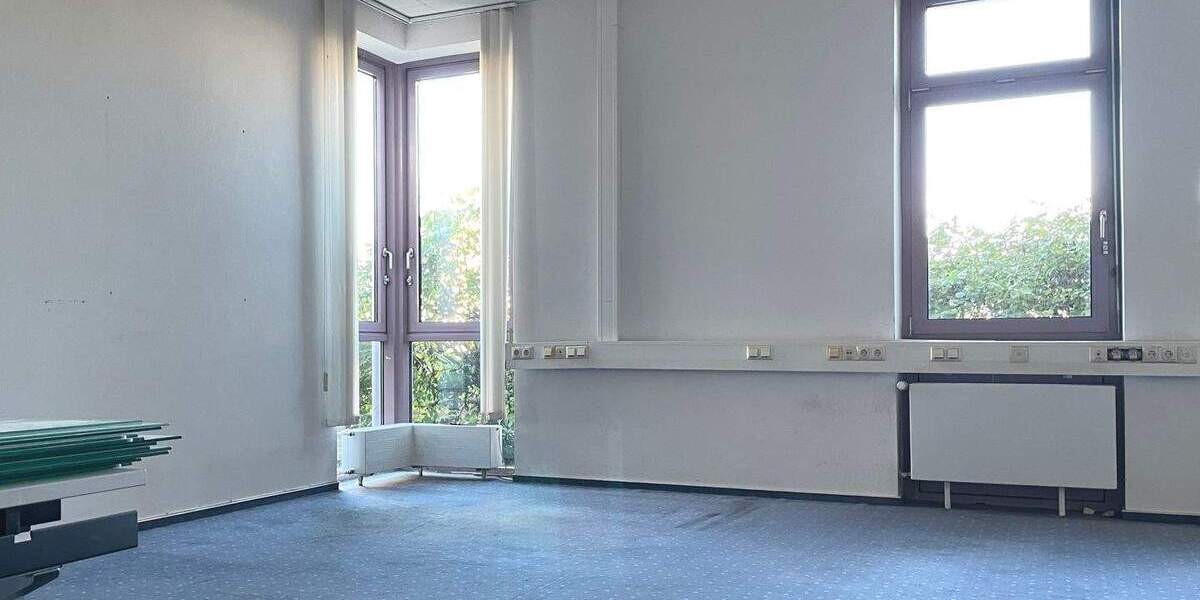 Gewerbeobjekt Bamberg Gereuth - 8 Zimmer, 338 m&sup2;, 2.960&euro; | Angebot:25734006