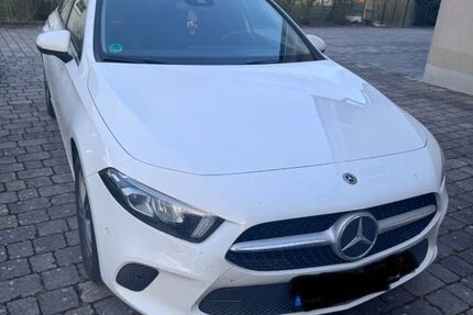 Mercedes-Benz A 200 95.000 km 19.700 &euro; Hessdorf 91093