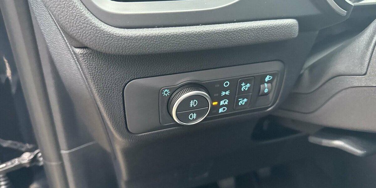 Ford Kuga 1.5 Cool & Connect *Navi/Sitzhzg/Tempomat/1.H 9.958 km 20.980 &euro; Bamberg 96052