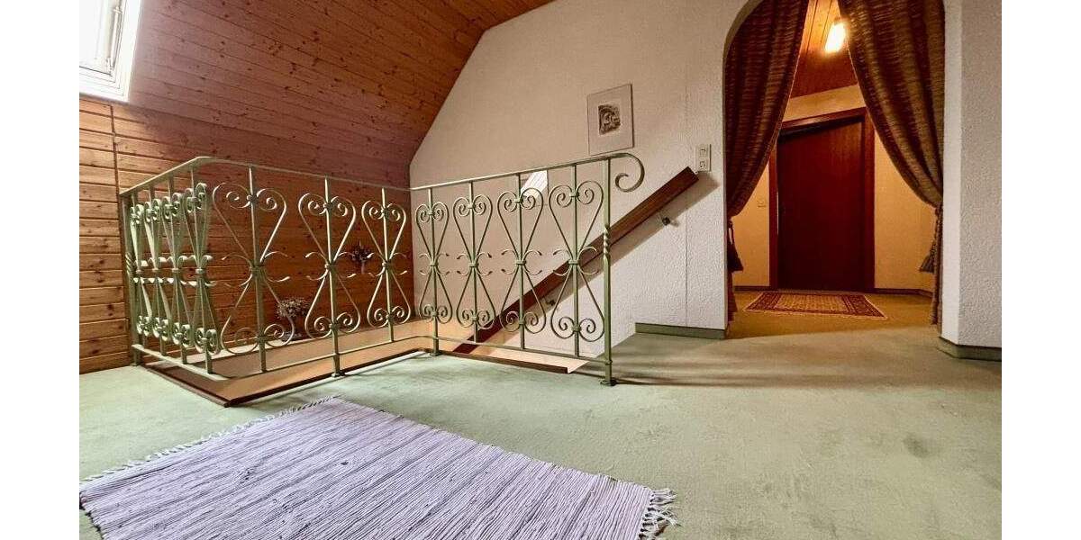 Einfamilienhaus Möhrendorf - 8 Zimmer, 180 m&sup2;, 749.000&euro; | Angebot:25896070