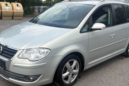 VW Touran 270.000 km 3.400 &euro; Knetzgau 97478