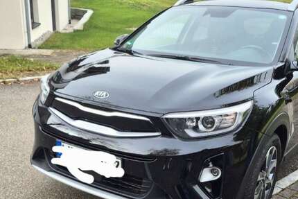 Kia Stonic 85.000 km 12.999 &euro; Bamberg 96049