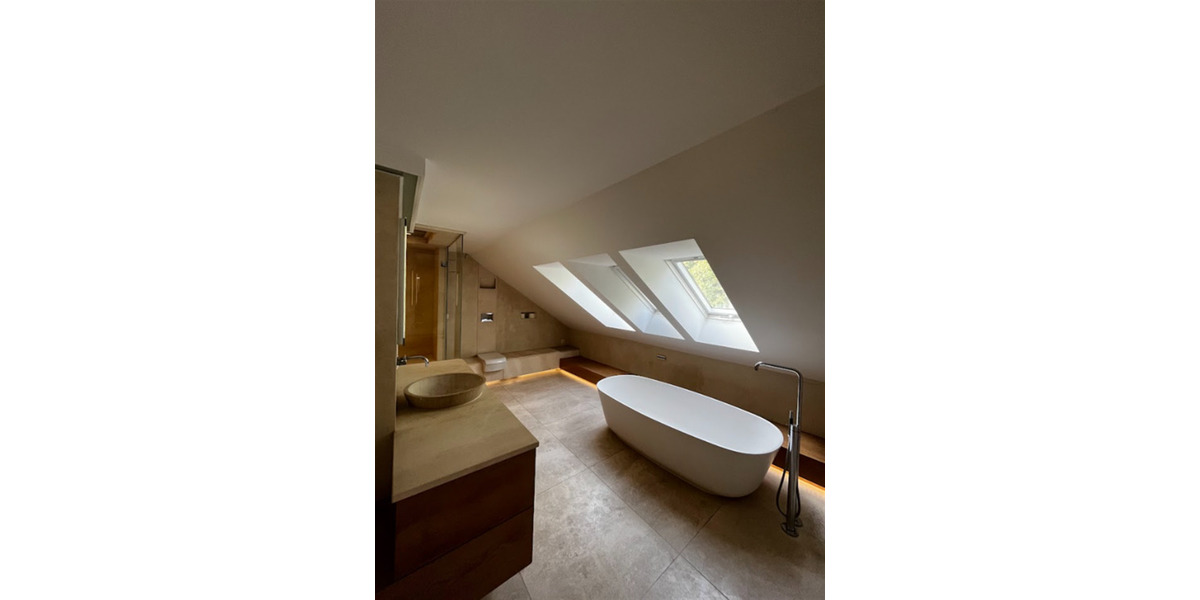 Erdgeschoßwohnung Burghaslach - 6 Zimmer, 220 m&sup2;, 1.250&euro; | Angebot:25379613