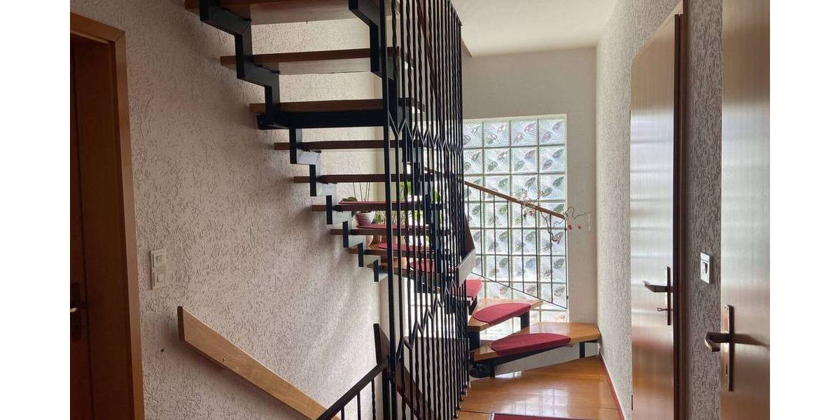 Einfamilienhaus Eggolsheim Bammersdorf - 7 Zimmer, 155 m&sup2;, 525.000&euro; | Angebot:25734395