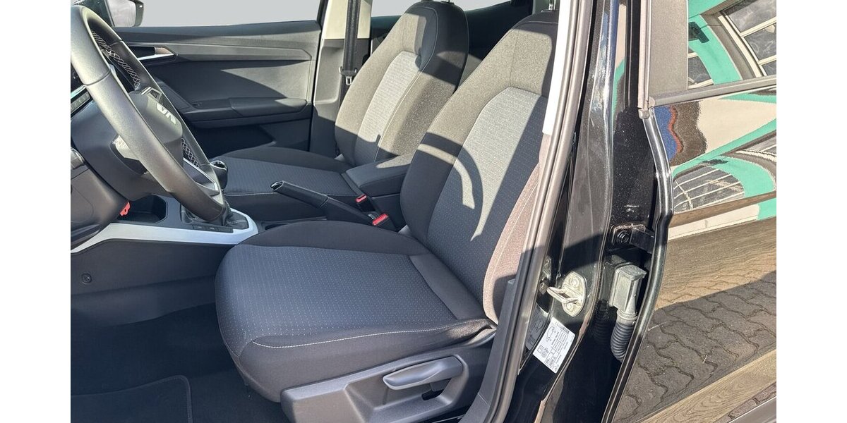 Seat Arona Style *Navi-App/SHZG/LED/Kamera/PDC* 18.609 km 16.980 &euro; Bamberg 96052