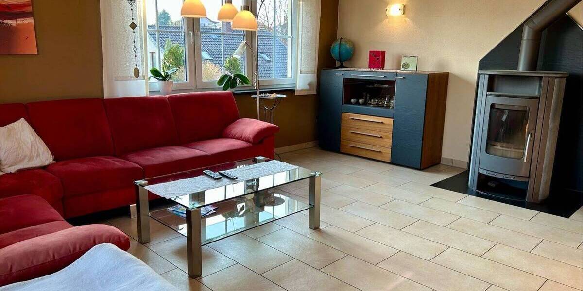 Einfamilienhaus Pommersfelden Sambach - 8 Zimmer, 144 m&sup2;, 399.000&euro; | Angebot:26015812