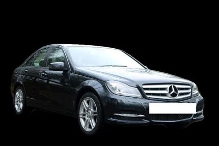 Mercedes-Benz 220 195.000 km 6.500 &euro; Hallstadt 96103