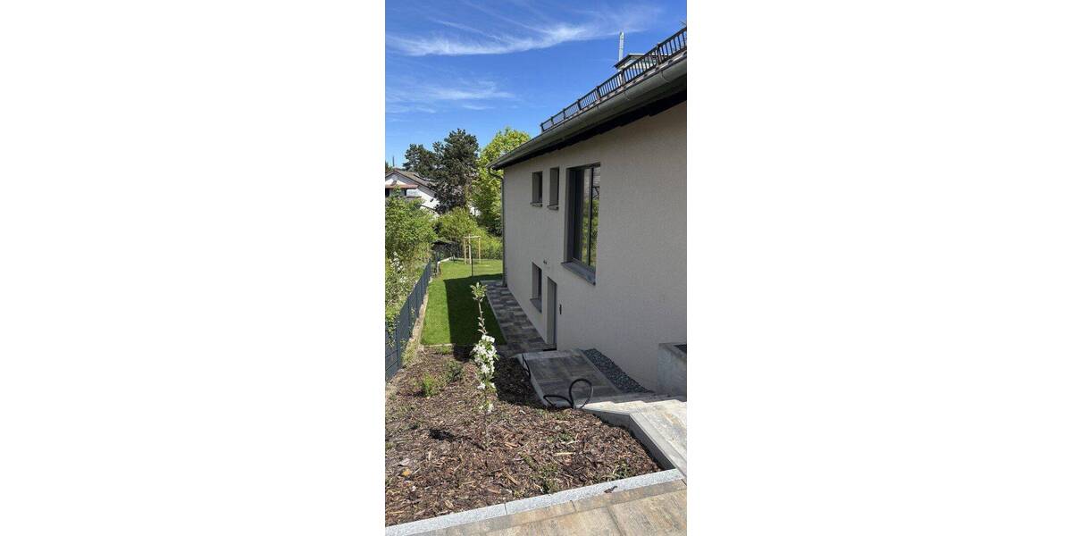 Etagenwohnung Bamberg Am Bruderwald - 3 Zimmer, 100 m&sup2;, 1.800&euro; | Angebot:26915483