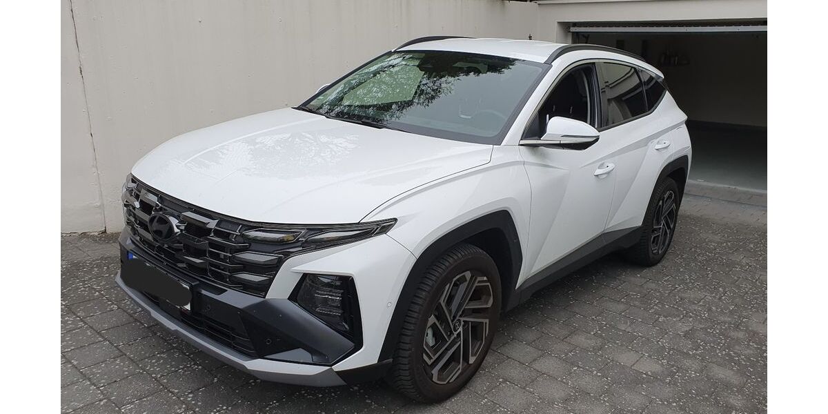 Hyundai TUCSON 6.350 km 32.350 &euro; Burgebrach 96138