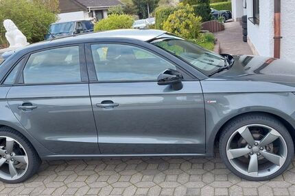 Audi A1 111.800 km 8.990 &euro; Lauter 96169