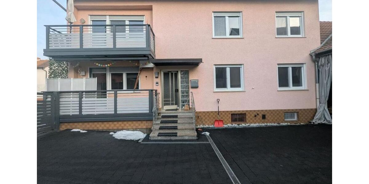 Mehrfamilienhaus, Wohnhaus Rattelsdorf - 8 Zimmer, 200 m&sup2;, 450.000&euro; | Angebot:26580541