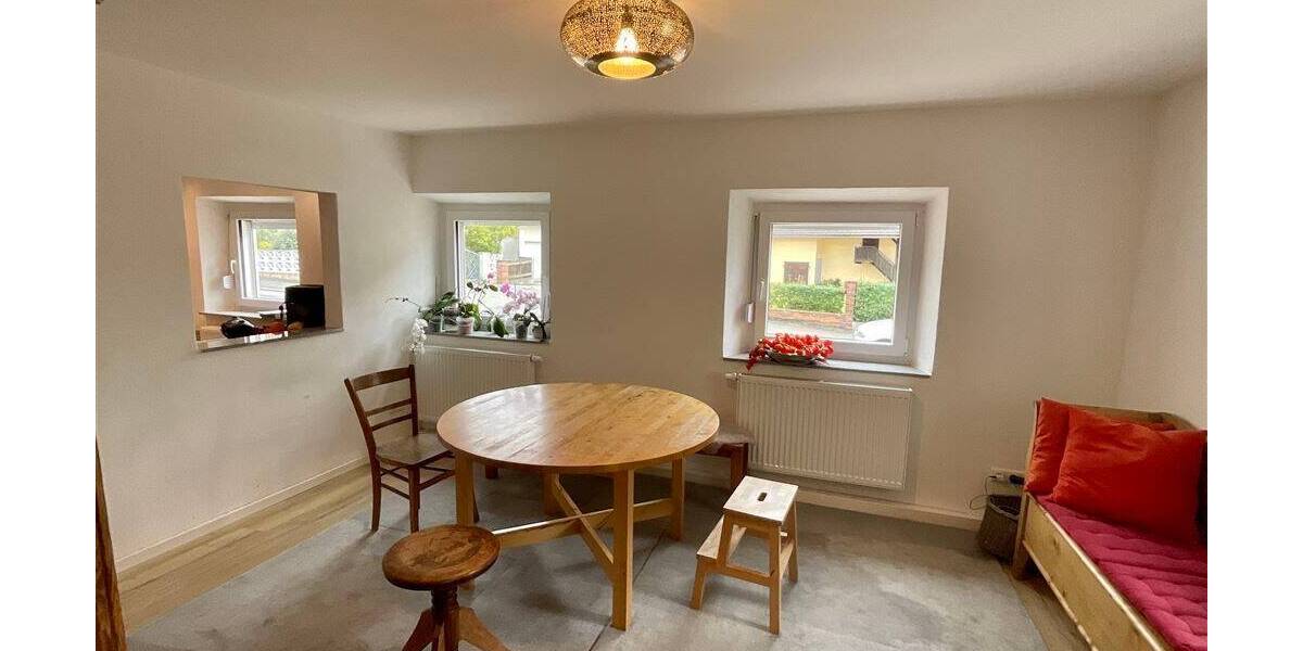 Einfamilienhaus Stegaurach - 8 Zimmer, 184 m&sup2;, 1.450&euro; | Angebot:26289657