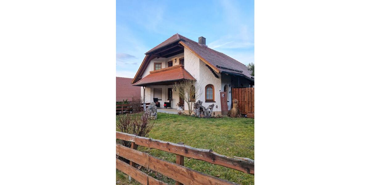 Einfamilienhaus Pretzfeld - 4 Zimmer, 160 m&sup2;, 1.790&euro; | Angebot:26440587