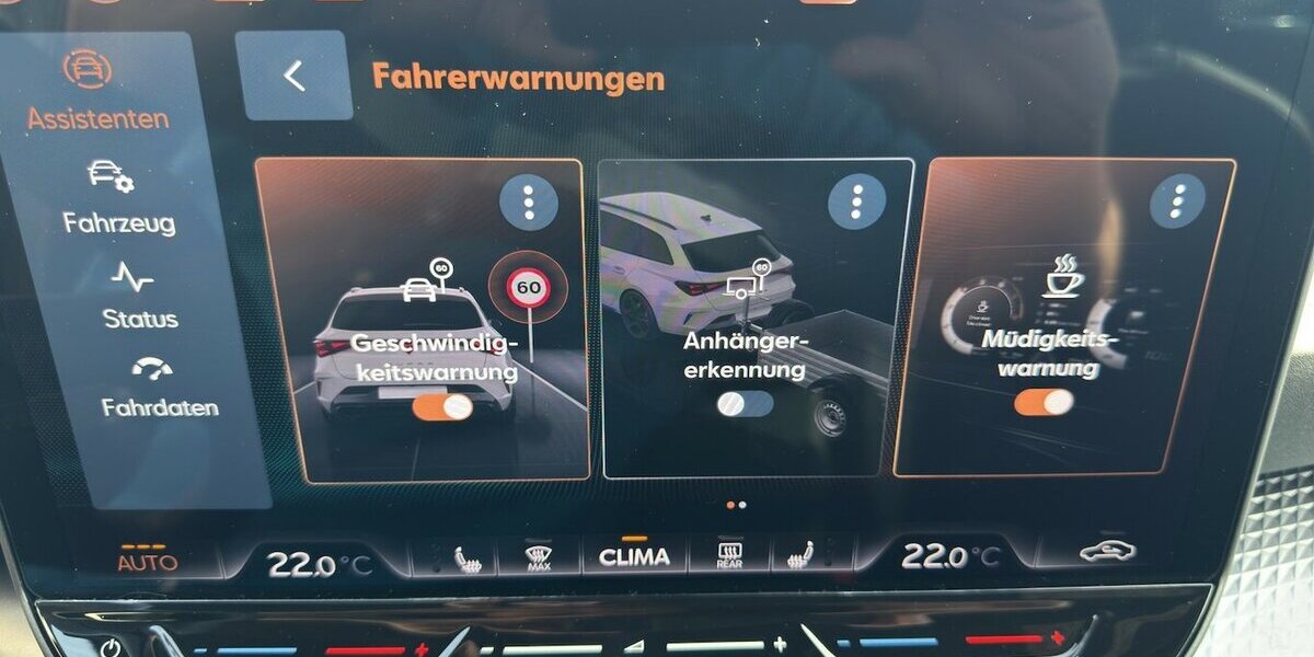 Cupra Leon ST 1.5 eTSI *DSG/AHK//ACC/Kamera/SHZG/LR-HZG* 10.215 km 28.680 &euro; Bamberg 96052