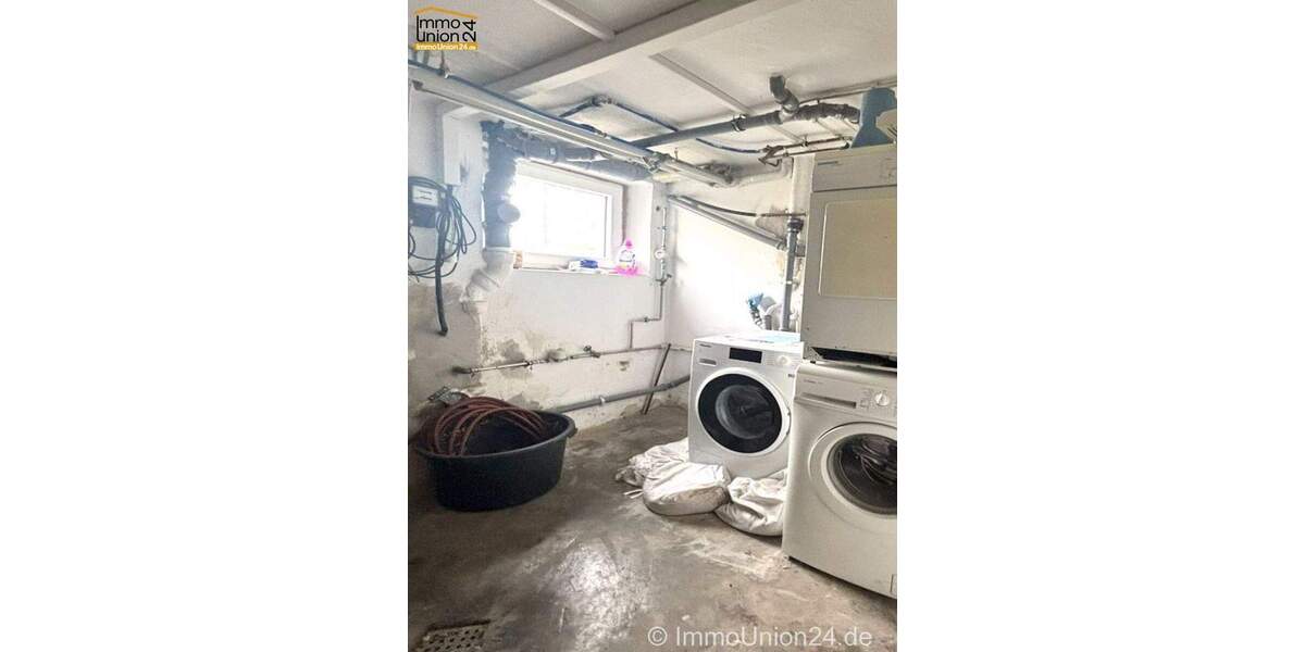 Mehrfamilienhaus, Wohnhaus Strullendorf - 9 Zimmer, 206 m&sup2;, 389.000&euro; | Angebot:25662851