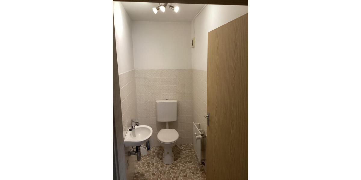 Dachgeschoßwohnung Bamberg Am Bruderwald - 2 Zimmer, 65 m&sup2;, 625&euro; | Angebot:25934644
